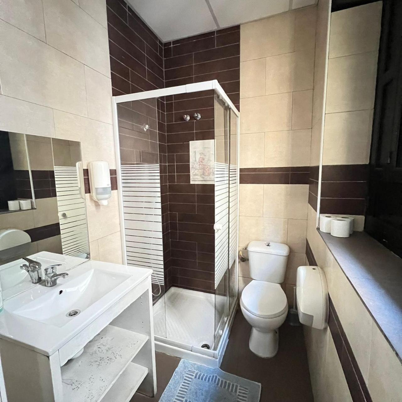 Hostal Milan Alicante Dış mekan fotoğraf