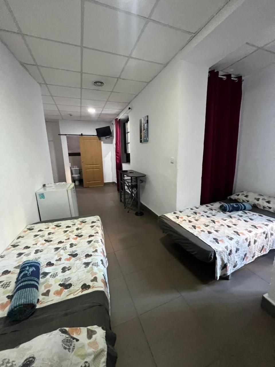 Hostal Milan Alicante Dış mekan fotoğraf