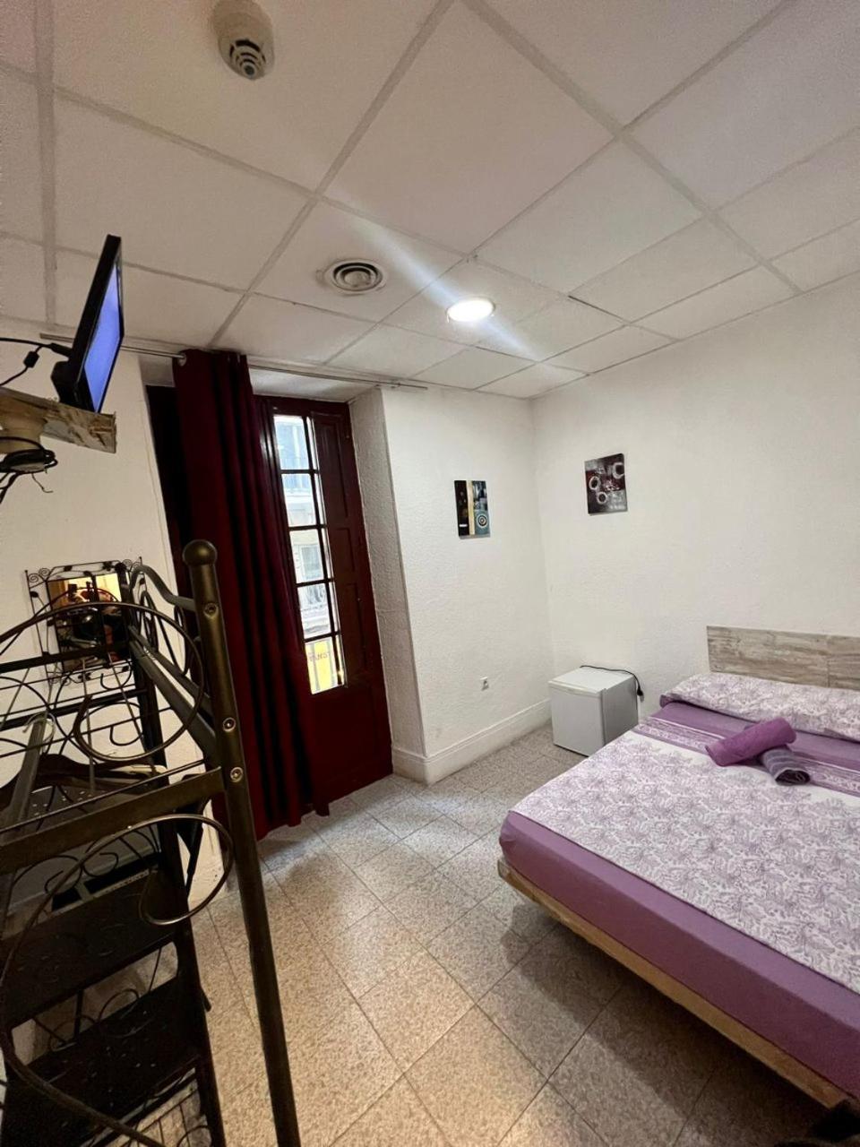Hostal Milan Alicante Dış mekan fotoğraf